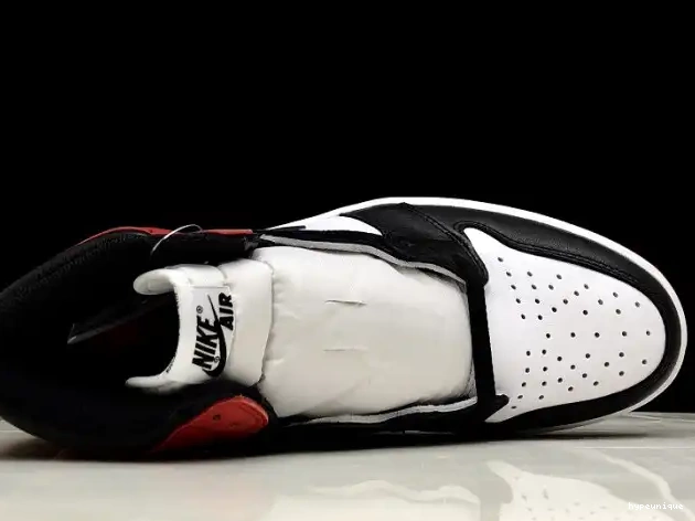 HYPE 1 Retro Black Toe Air Jordan 555088-125 0527